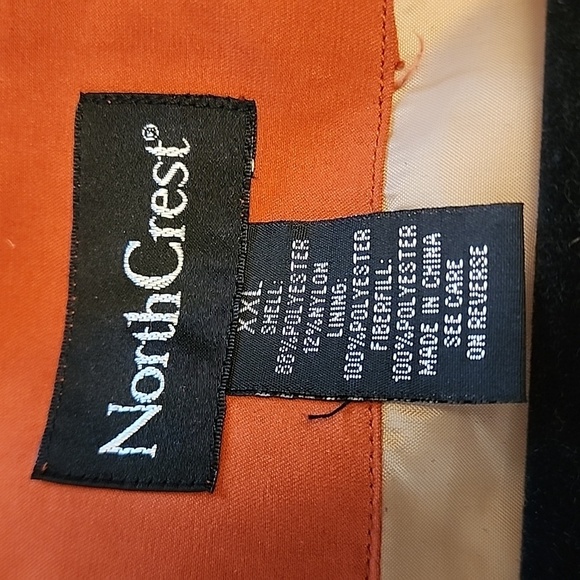 Northcrest Men's Rust Quilted Vest - Picture 8 of 11